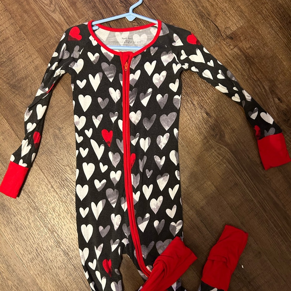 Little Sleepies 3T hearts zippy